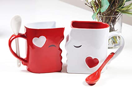 Kissing Mugs Set,